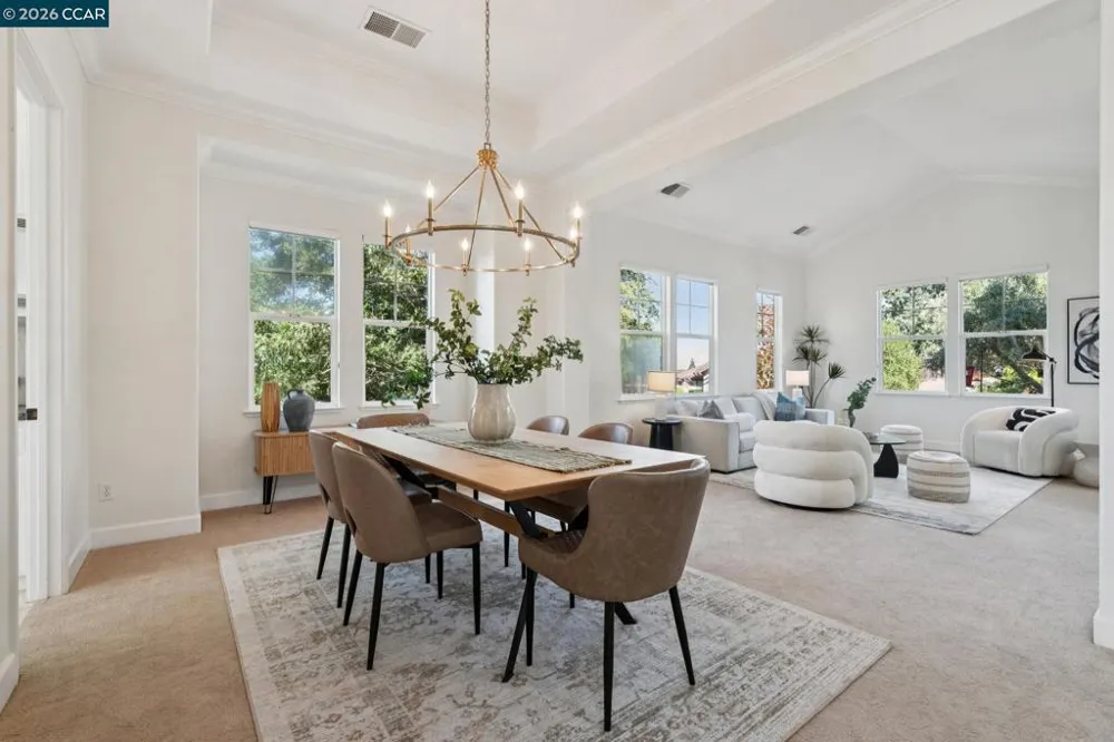 4360 Kingswood Dr Concord, CA 94518