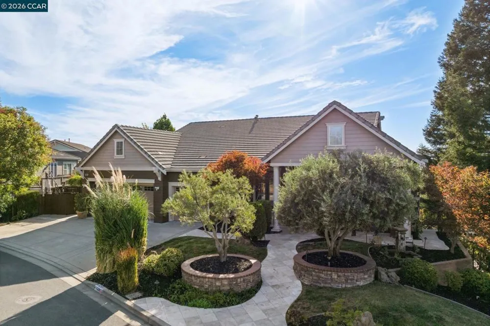 4360 Kingswood Dr Concord, CA 94518