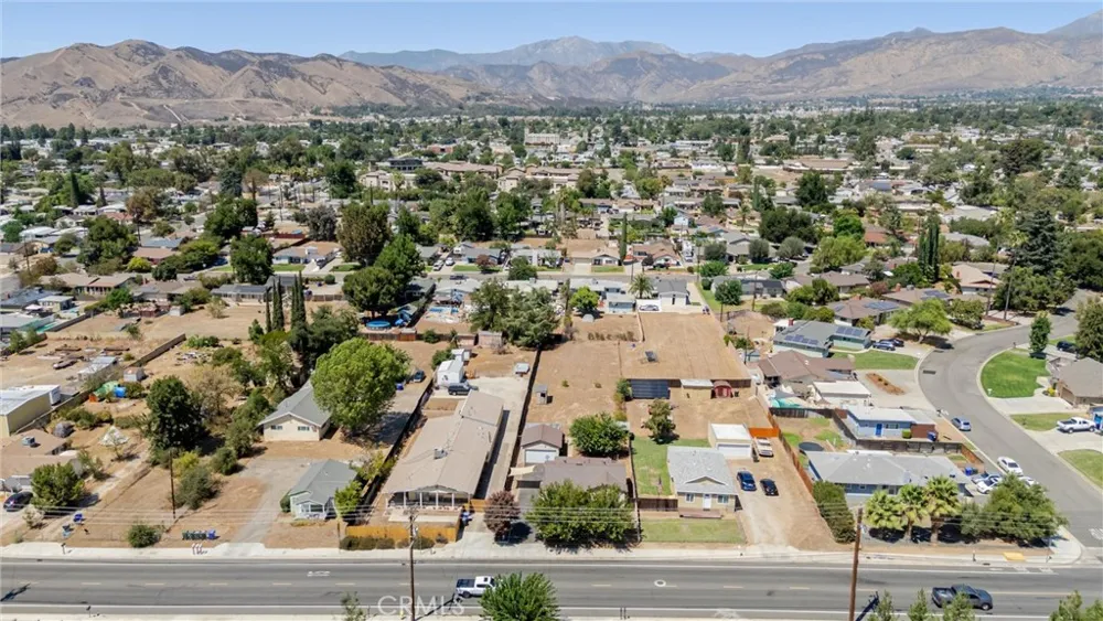 34792 Avenue E Yucaipa, CA 92399