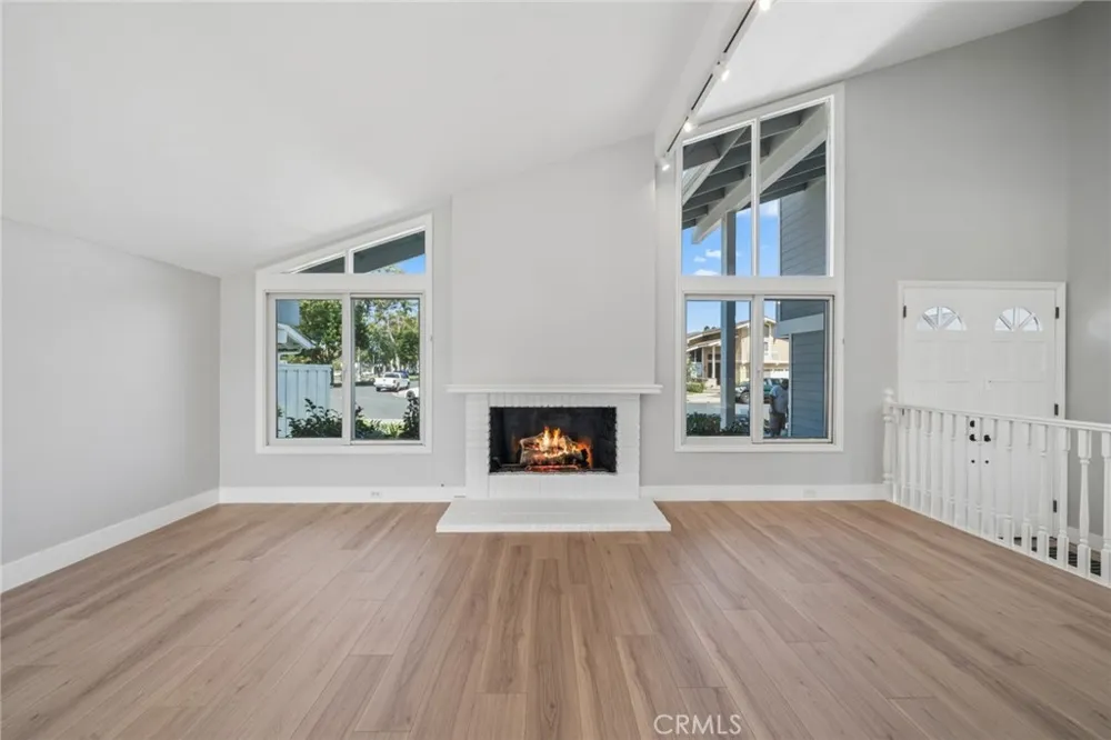 1939 Port Laurent Newport Beach, CA 92660
