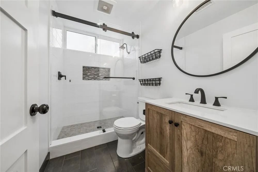 1939 Port Laurent Newport Beach, CA 92660