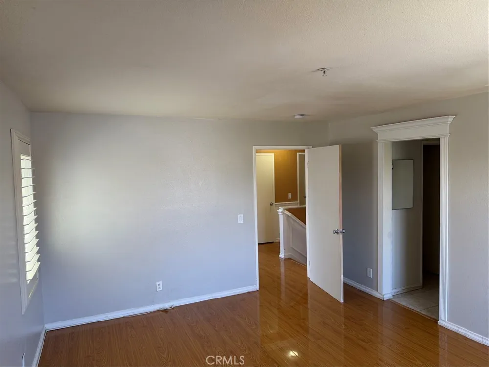 10532 Arabian Montclair, CA 91763