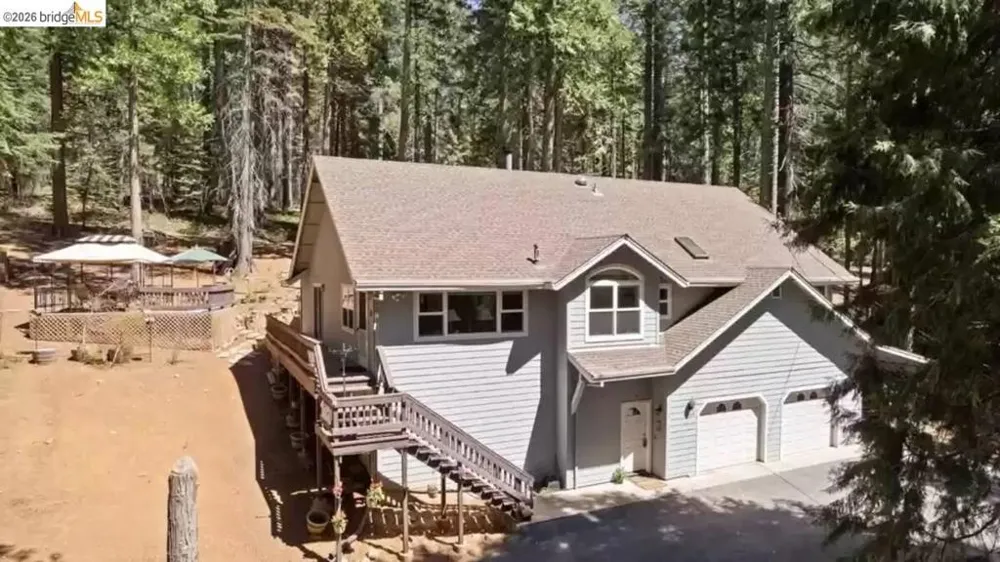 25149 Abraham Long Barn, CA 95335
