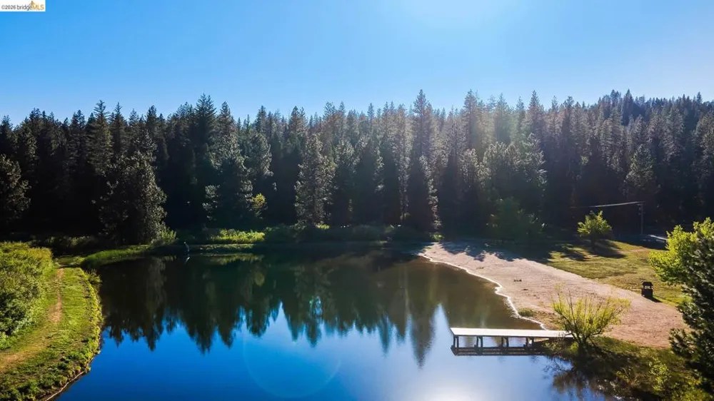 25149 Abraham Long Barn, CA 95335