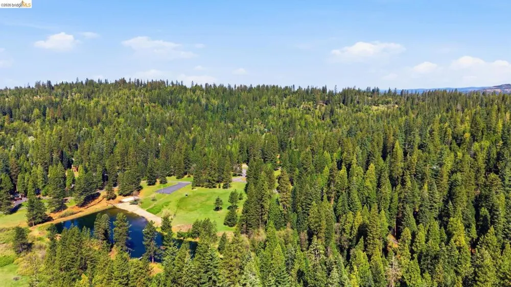 25149 Abraham Long Barn, CA 95335