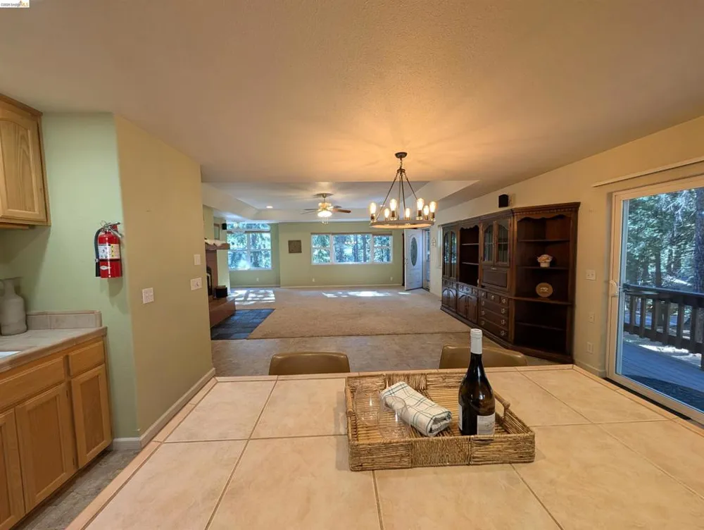 25149 Abraham Long Barn, CA 95335