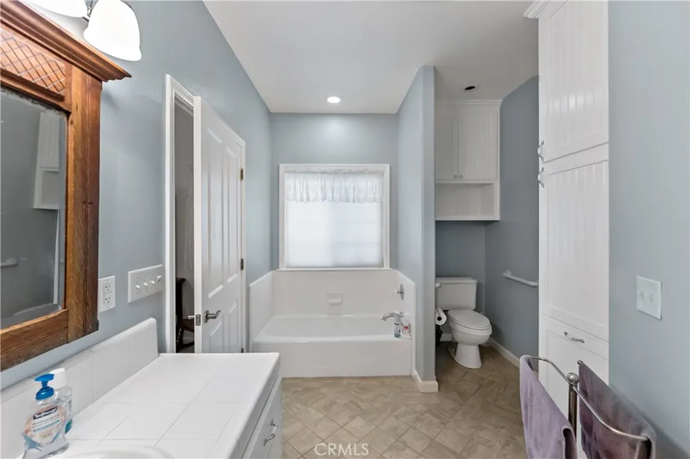 2160 State Highway 49 S Mariposa, CA 95338