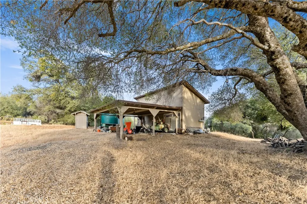 2160 State Highway 49 S Mariposa, CA 95338