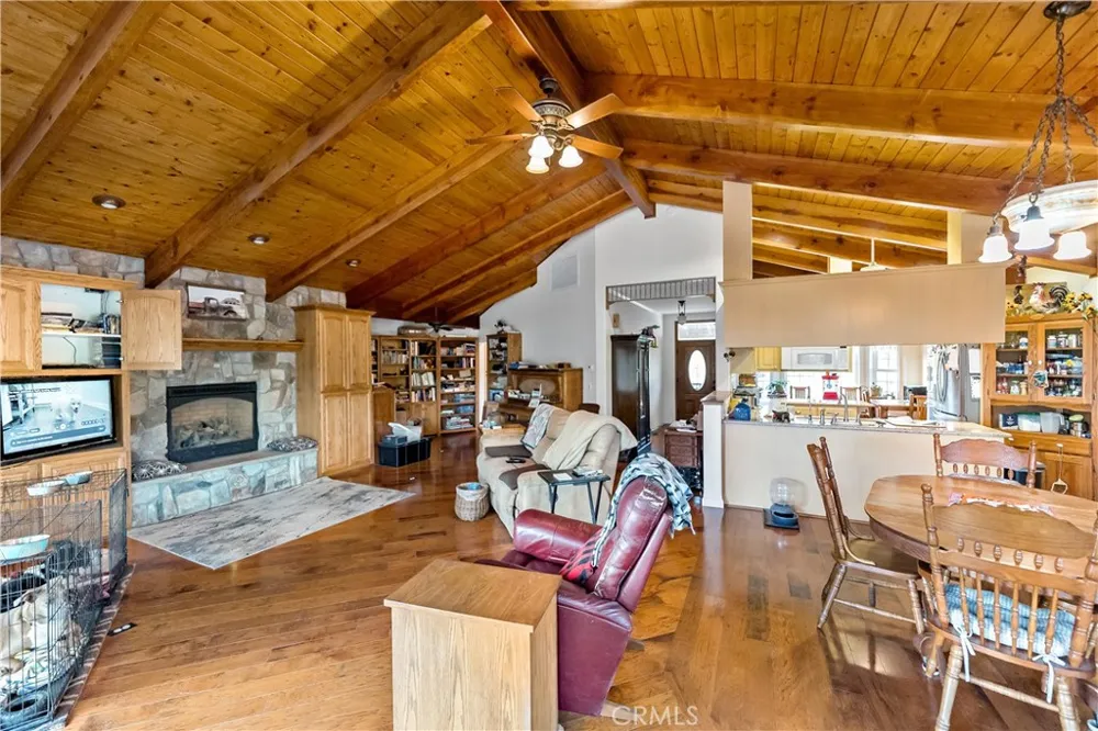2160 State Highway 49 S Mariposa, CA 95338