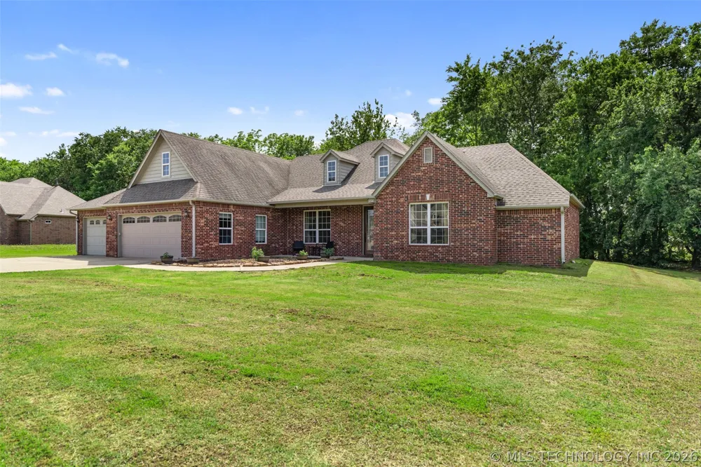 18912 Spring Creek Lane Claremore, OK 74017