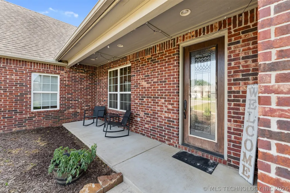18912 Spring Creek Lane Claremore, OK 74017