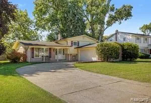 20961 Concord Street Southfield City, MI 48076