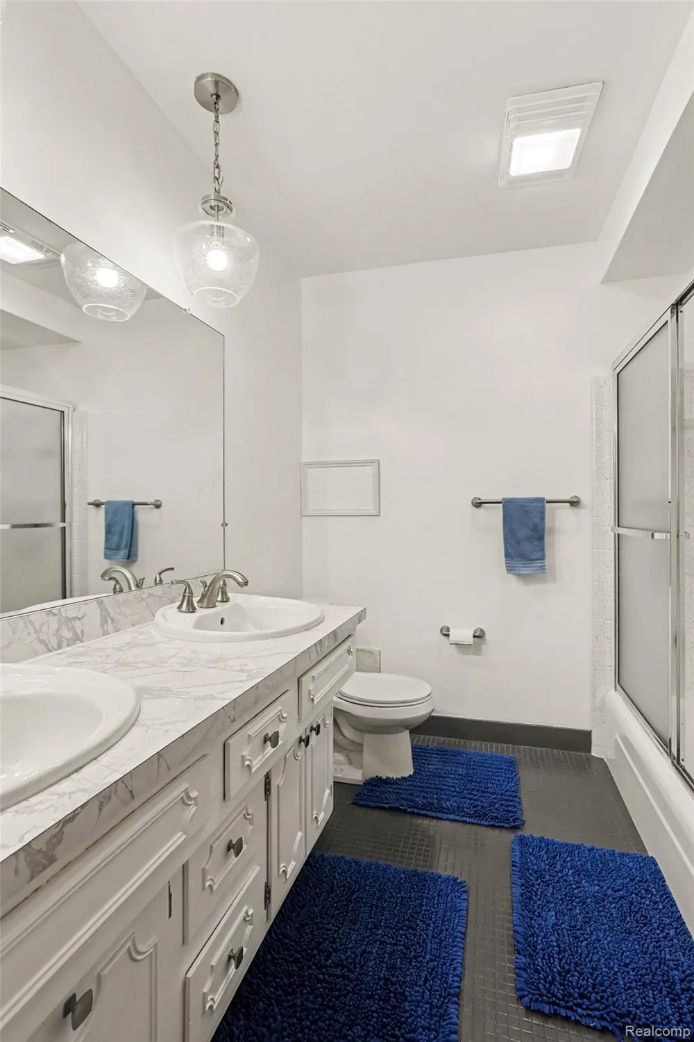20961 Concord Street Southfield City, MI 48076