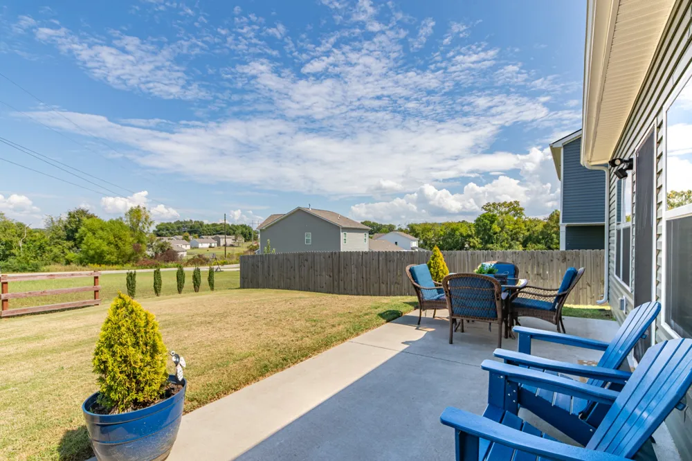 2205 Zeva Cir Columbia, TN 38401