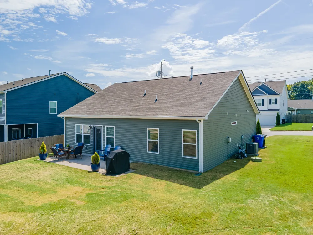2205 Zeva Cir Columbia, TN 38401