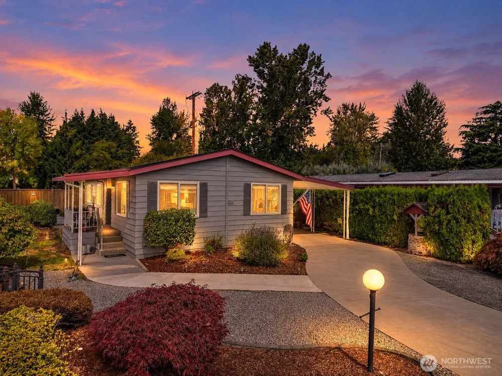 11436 SE 208th Street #131 Kent, WA 98031