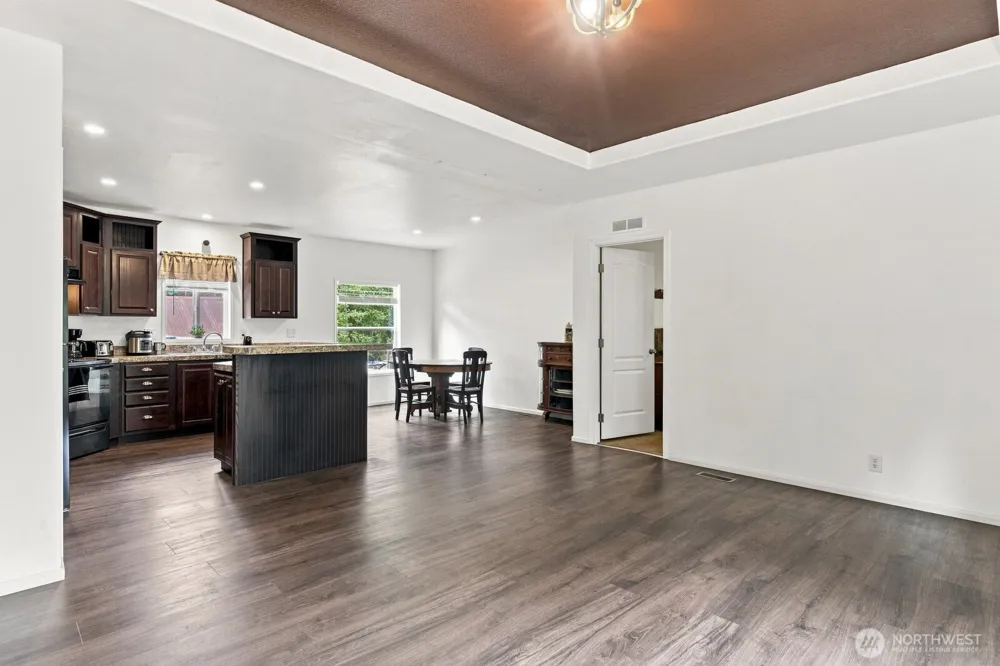 393 Manners Road Rochester, WA 98579