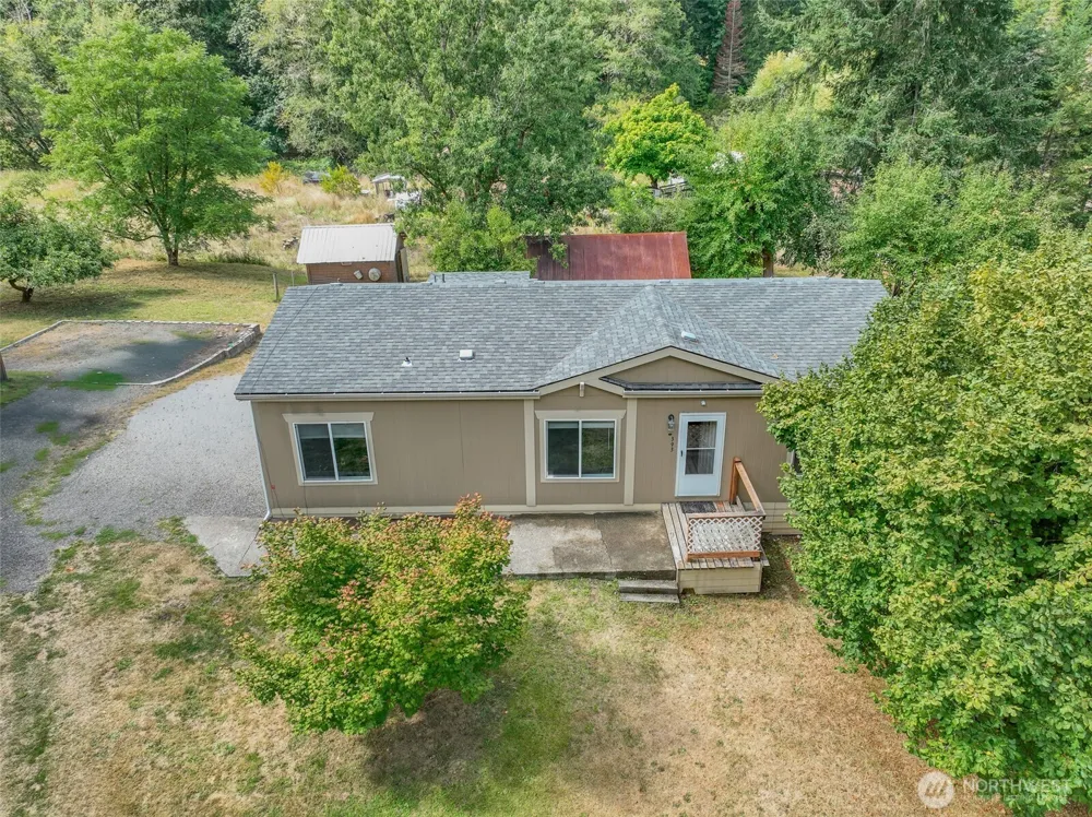 393 Manners Road Rochester, WA 98579