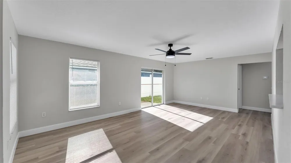 1207 NE 6TH STREET Mulberry, FL 33860