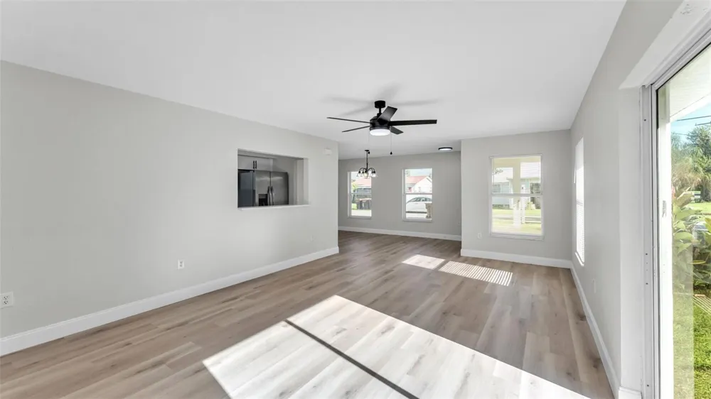 1207 NE 6TH STREET Mulberry, FL 33860