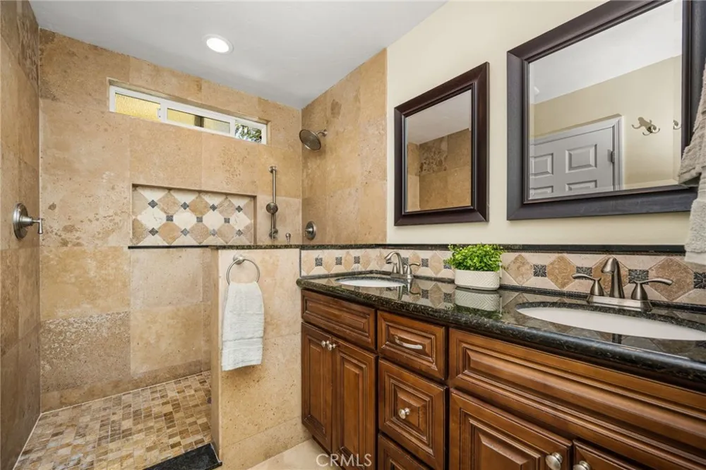 1136 E Rosewood Ave Orange, CA 92866