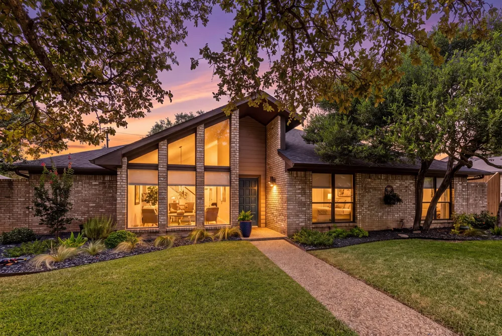 6803 Fernshaw Drive Dallas, TX 75248