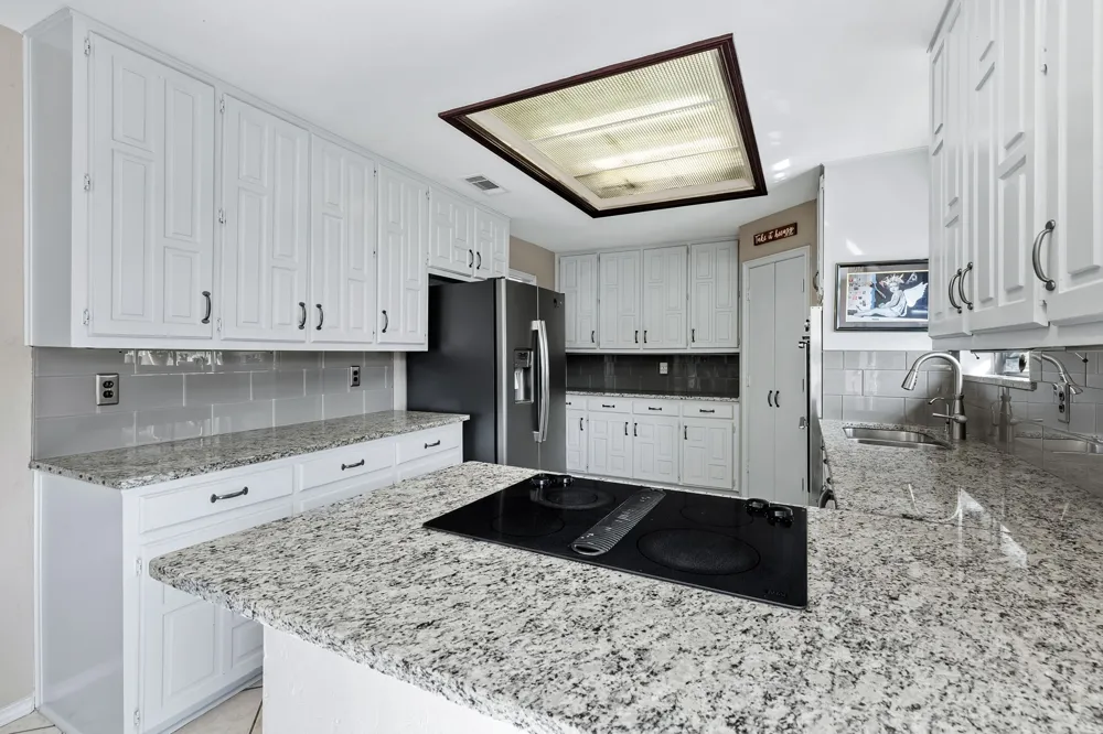 6803 Fernshaw Drive Dallas, TX 75248