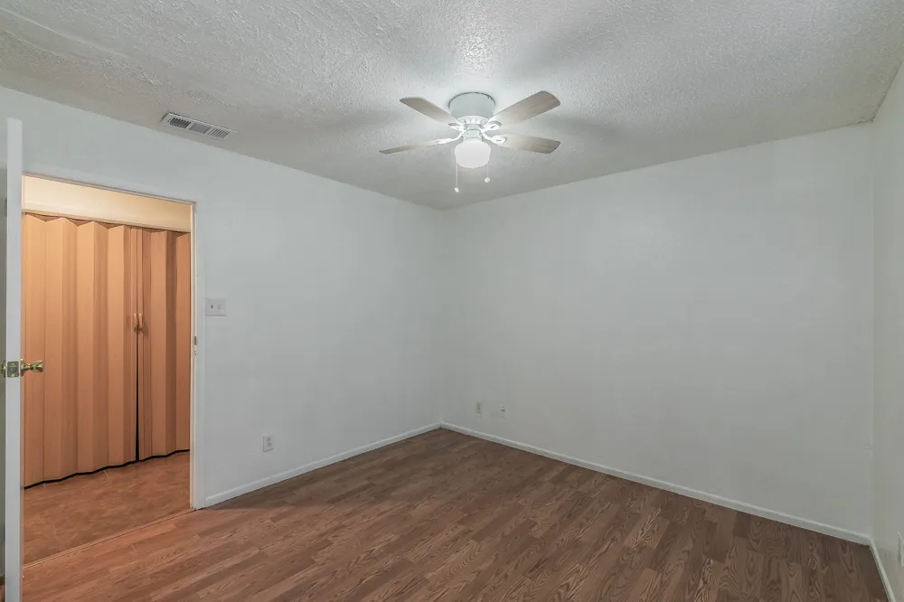 611 Lost Springs Court #B Arlington, TX 76012