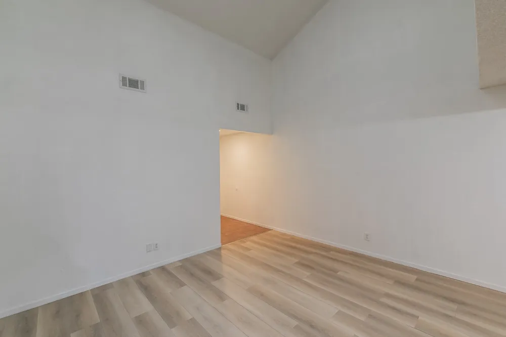 611 Lost Springs Court #B Arlington, TX 76012
