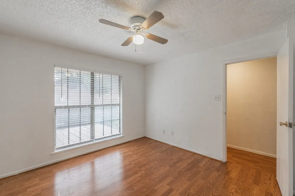 611 Lost Springs Court #B Arlington, TX 76012