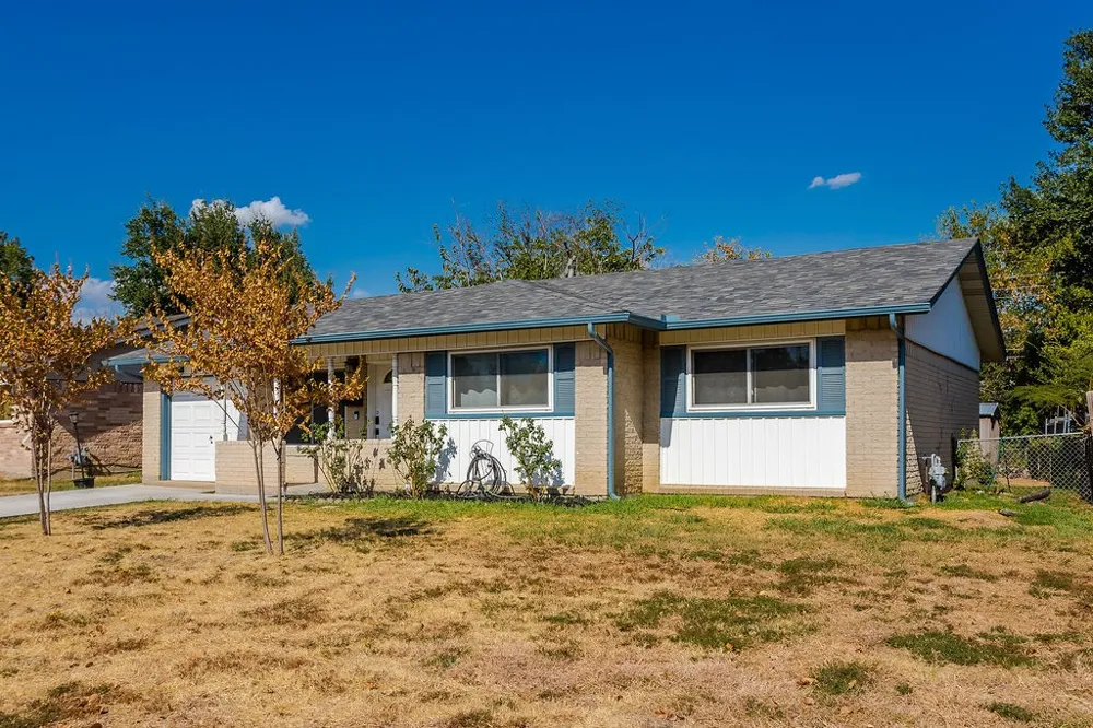 2914 Harvard Street Irving, TX 75062