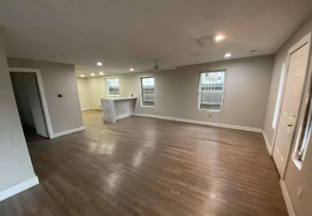 820 E 38th Street Houston, TX 77022
