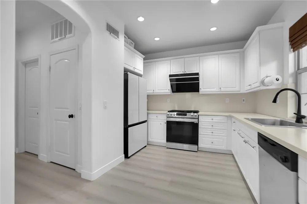8364 Edgewood St Chino, CA 91708