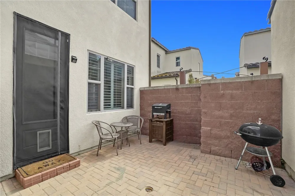 8364 Edgewood St Chino, CA 91708