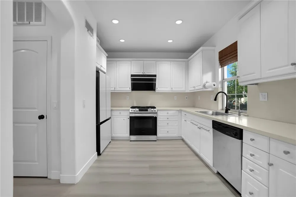 8364 Edgewood St Chino, CA 91708
