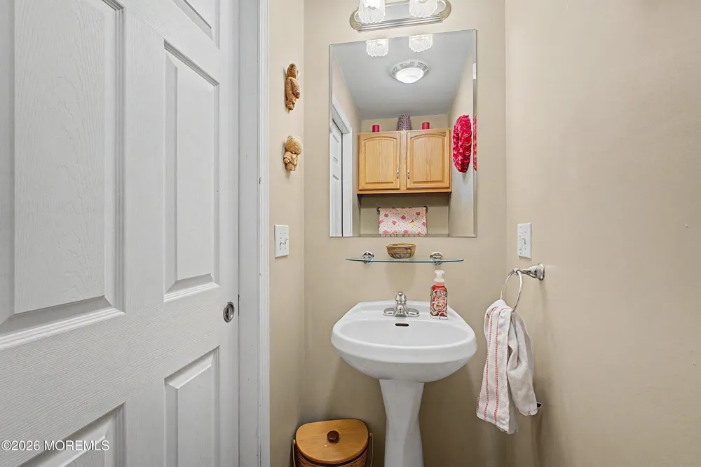 46 Hopkins Road New Egypt, NJ 08533