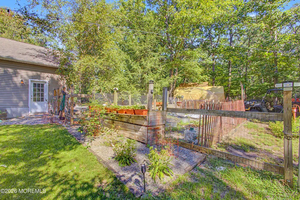 46 Hopkins Road New Egypt, NJ 08533