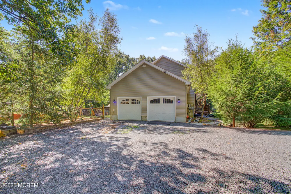 46 Hopkins Road New Egypt, NJ 08533