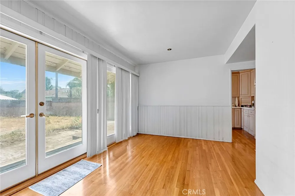 6812 E La Marimba Long Beach, CA 90815