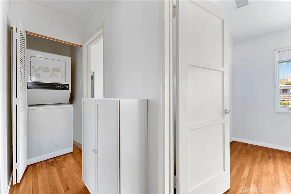 6812 E La Marimba Long Beach, CA 90815