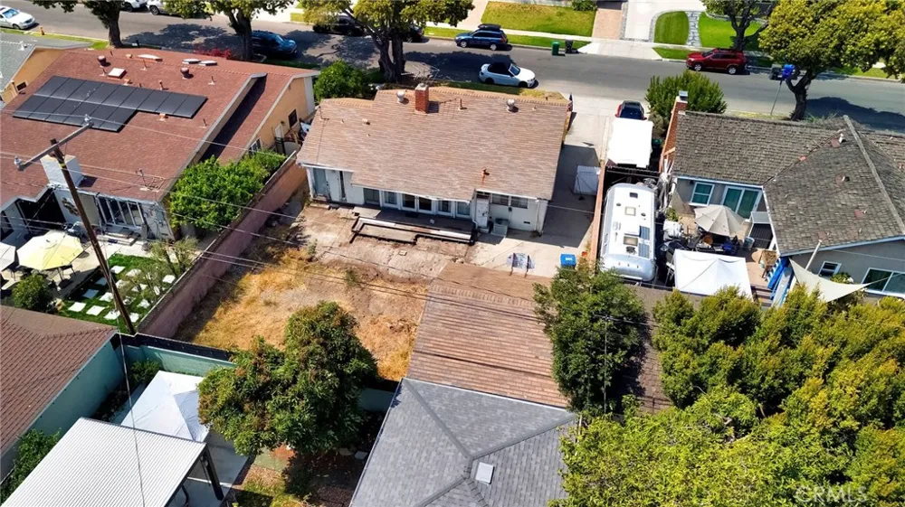 6812 E La Marimba Long Beach, CA 90815