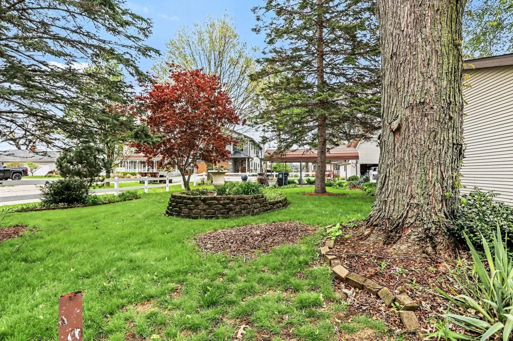 289 Lyon Lake Road Fredonia Township, MI 49068