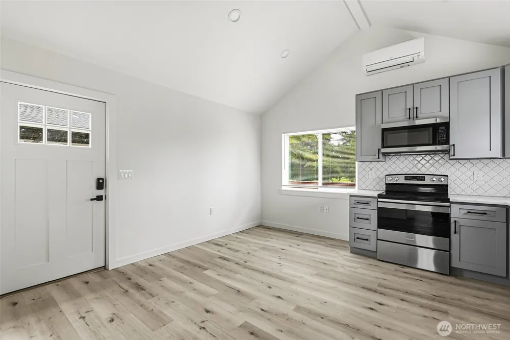1750 S Anderson Street #2 Tacoma, WA 98405