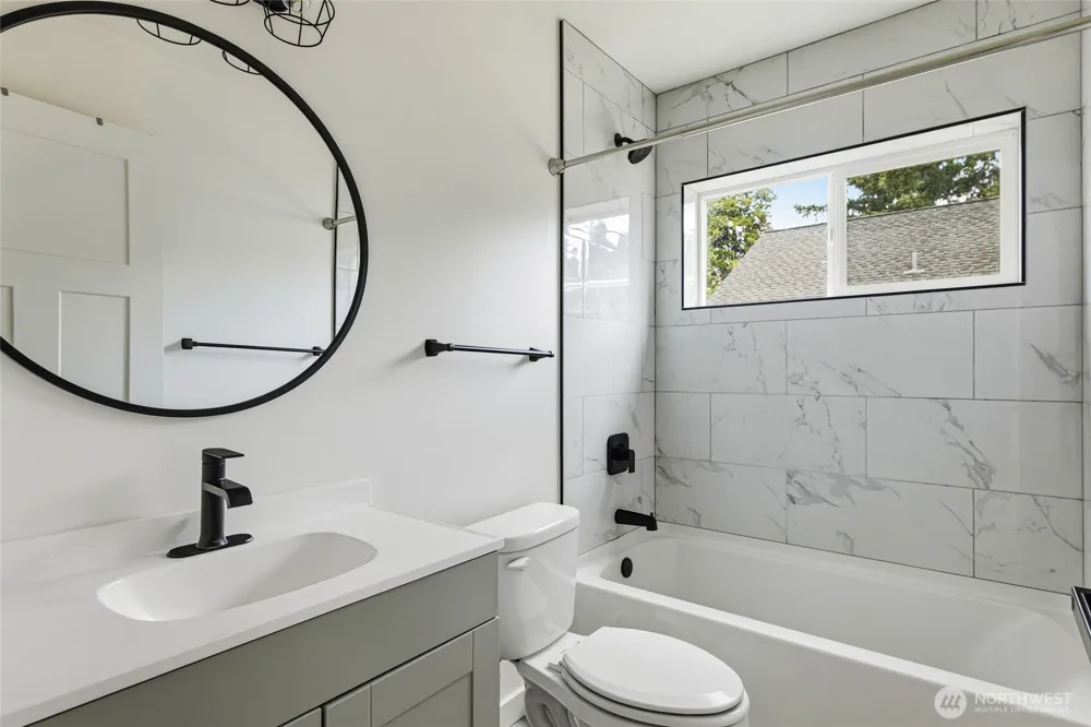 1750 S Anderson Street #2 Tacoma, WA 98405
