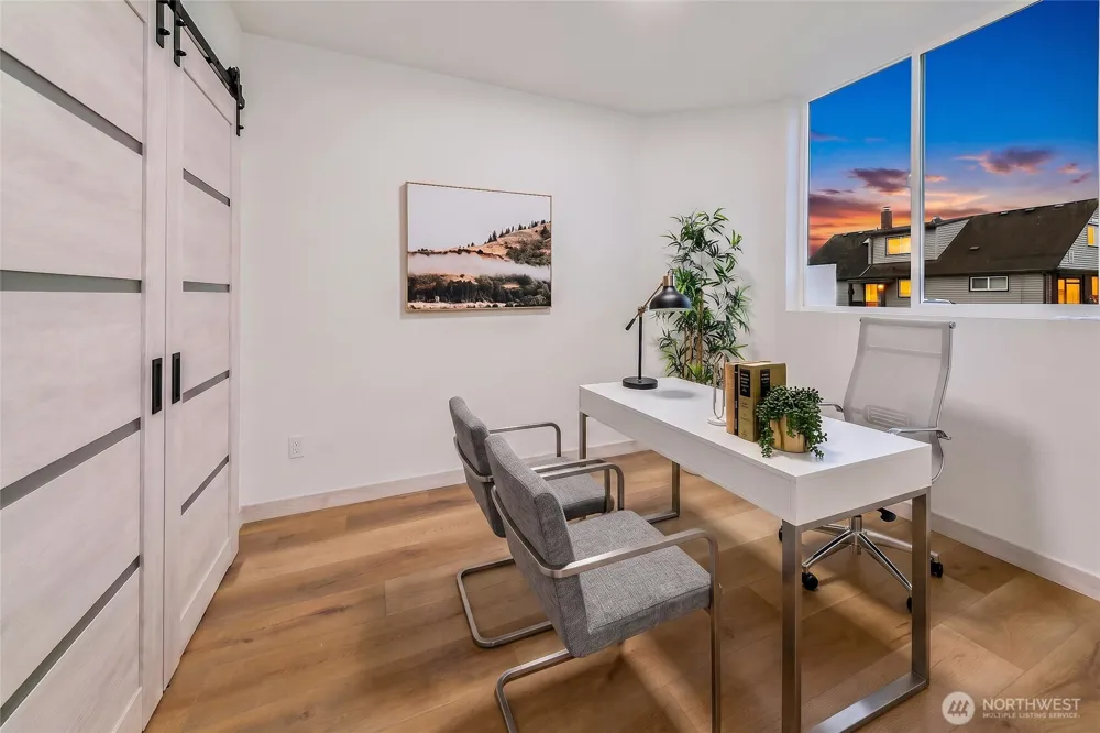 4302 S Holden Street Seattle, WA 98118