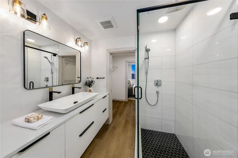 4302 S Holden Street Seattle, WA 98118