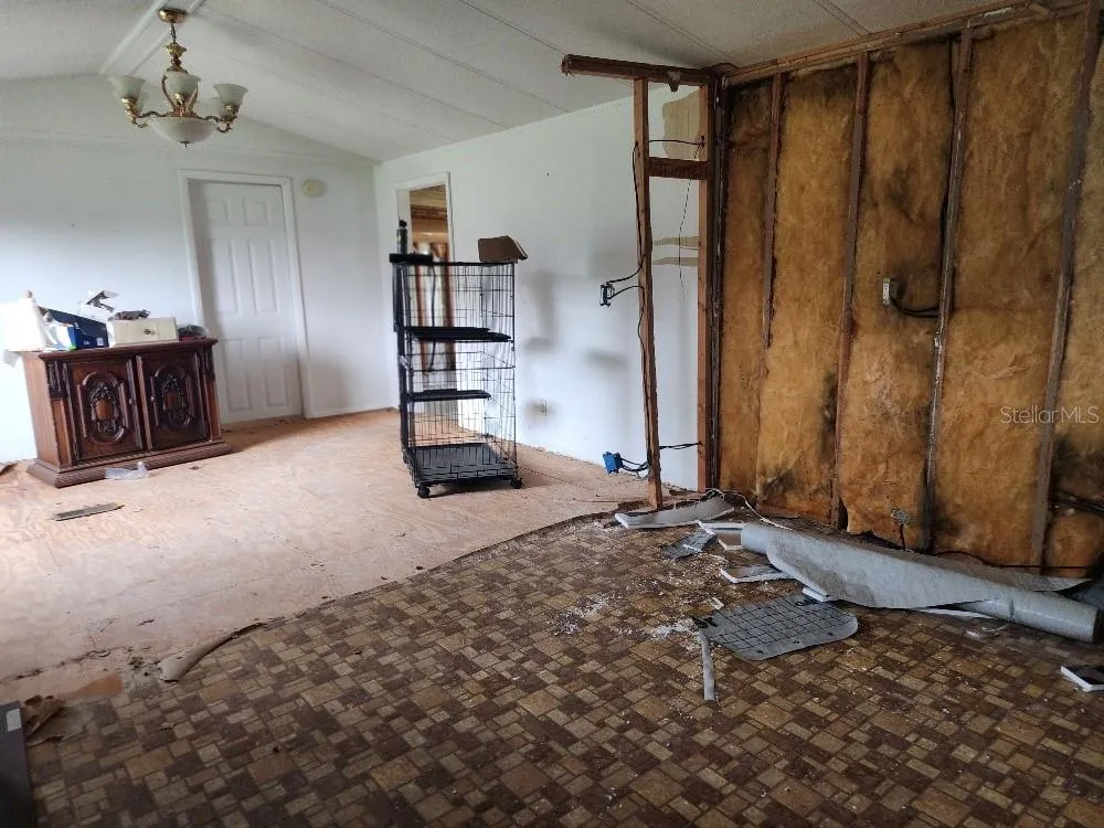 7640 GORDON LOOP Brooksville, FL 34601