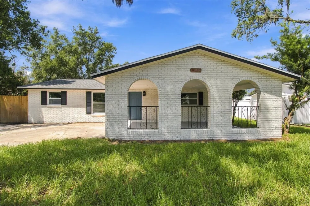 802 WALNUT DRIVE Seffner, FL 33584