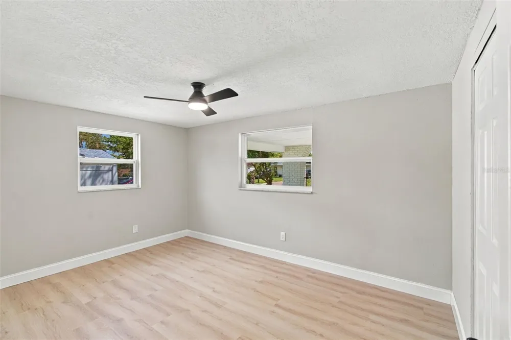 802 WALNUT DRIVE Seffner, FL 33584