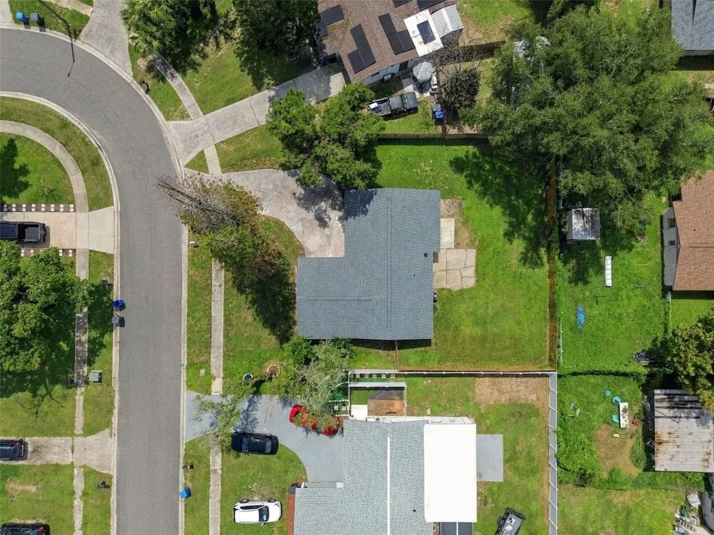 802 WALNUT DRIVE Seffner, FL 33584